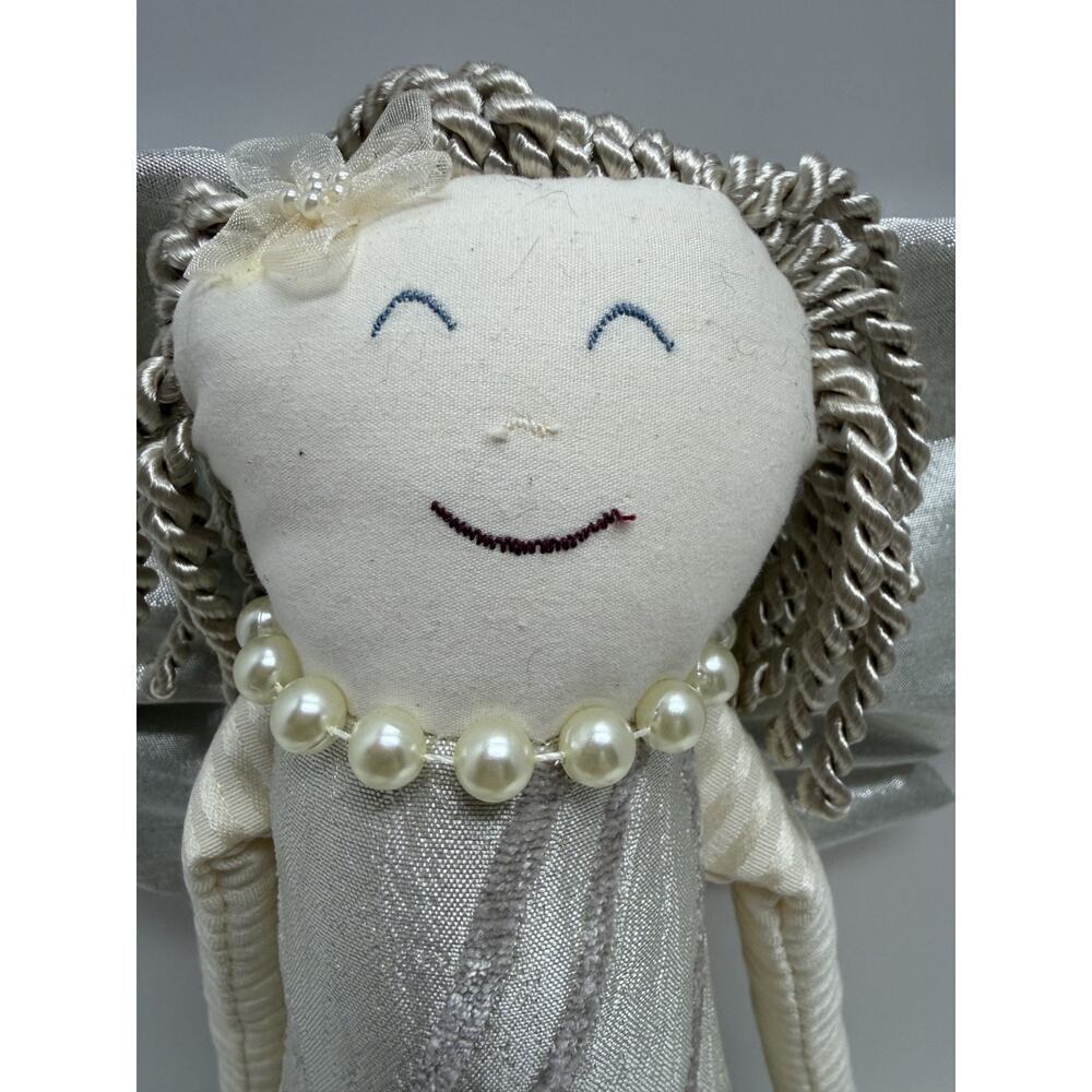 Woof & Poof Angel Doll (2014) – Metallic Skirt & Wings, Cloth Doll with Logo - Picture 3 of 10